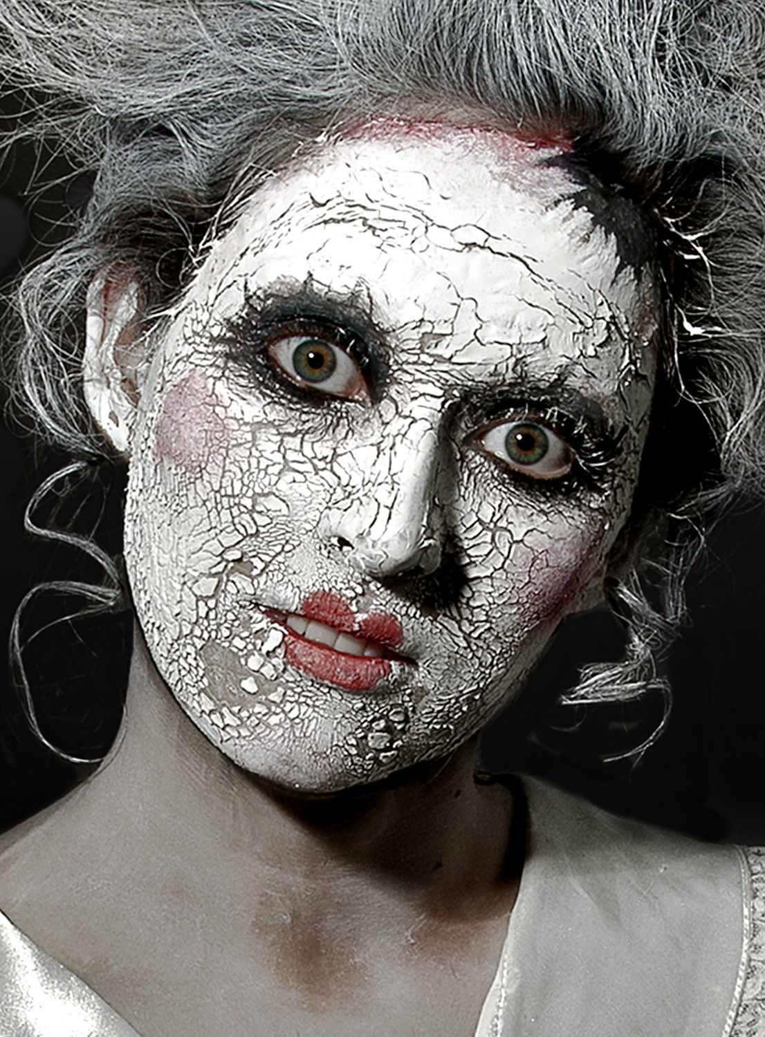Scary Skin white 